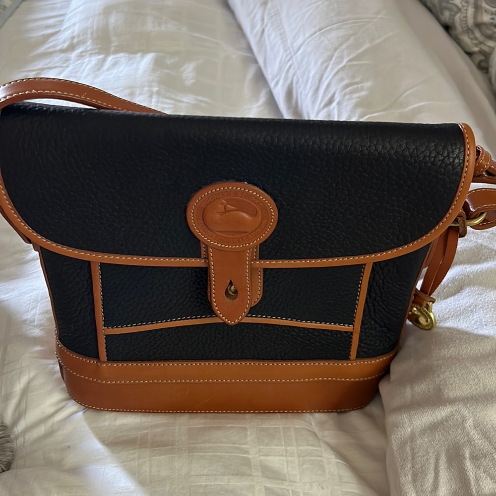 Dooney & Bourke